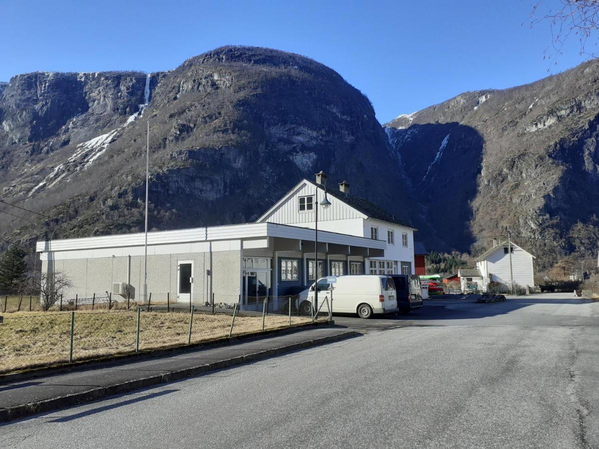 Adventure Hotel & Guesthouse Eidfjord New Экстерьер фото